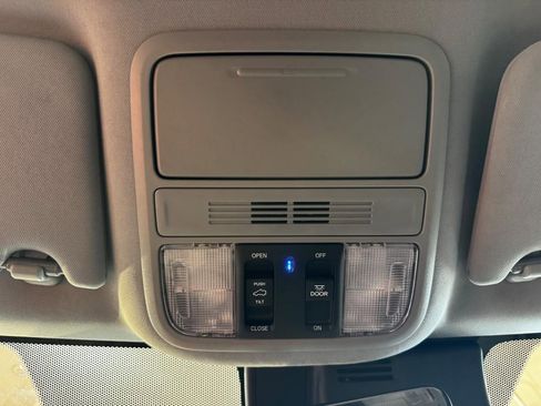 Used 2019 Honda Pilot EX-L image 27