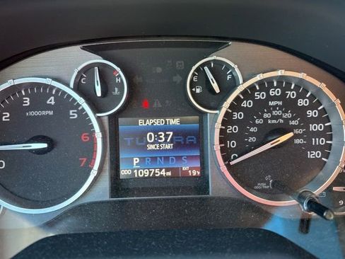 Used 2016 Toyota Tundra SR5 image 13