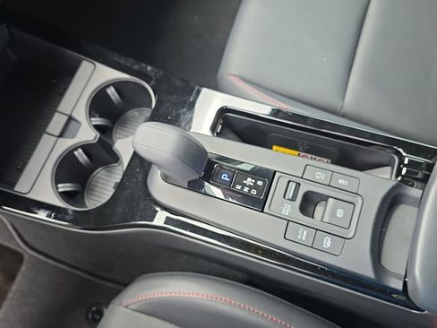 New 2026 Toyota Prius Plug-In Hybrid FWD image 25