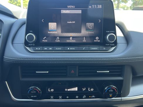 Certified 2026 Nissan Rogue SV FWD image 5