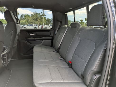 New 2026 RAM 1500 Express AWD/4WD image 13