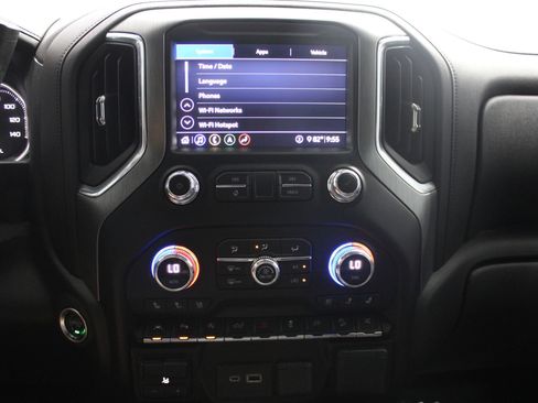Used 2020 GMC Sierra 1500 Denali w/ Denali Ultimate Package AWD/4WD image 32