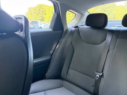 Used 2025 Kia K4 FWD image 38