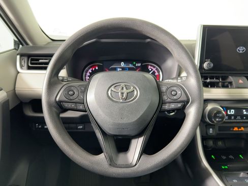 Used 2023 Toyota RAV4 XLE w/ Convenience Package image 14