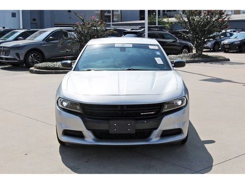 Used 2023 Dodge Charger SXT w/ Blacktop Package RWD image 2