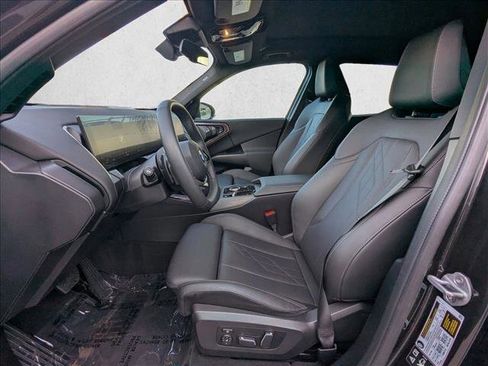 Certified 2025 BMW X3 xDrive30i w/ Convenience Package image 17