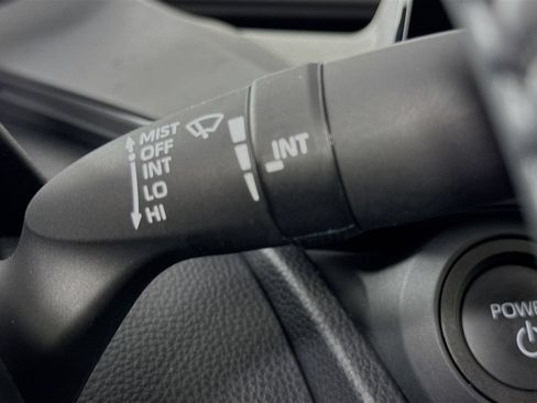 Used 2025 Toyota Prius LE FWD image 14