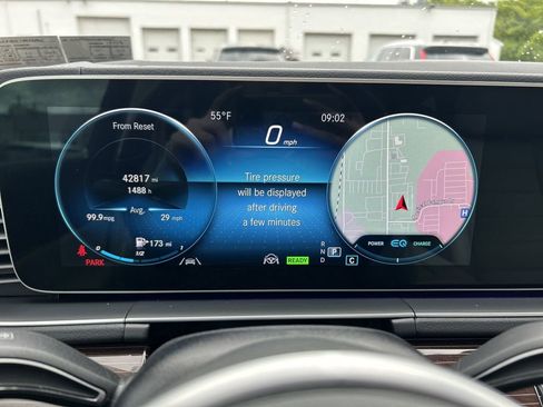 Used 2022 Mercedes-Benz GLS 450 4MATIC image 25