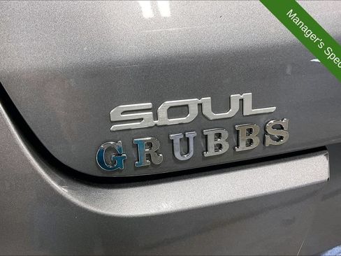 Used 2025 Kia Soul LX w/ LX Technology Package FWD image 35