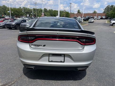 Used 2023 Dodge Charger SXT w/ Blacktop Package AWD/4WD image 6