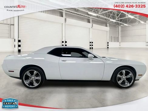 Used 2014 Dodge Challenger SXT w/ Sound Group image 6
