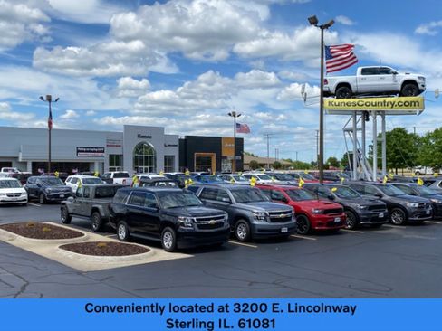 Used 2023 Chevrolet Silverado 2500 Custom w/ Custom Value Package AWD/4WD image 7