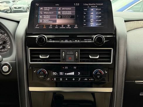 Used 2024 INFINITI QX80 Premium Select w/ Cargo Package image 28