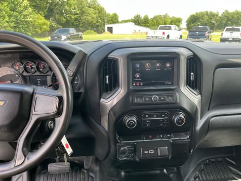 Used 2021 Chevrolet Silverado 2500 W/T w/ WT Convenience Package RWD image 13
