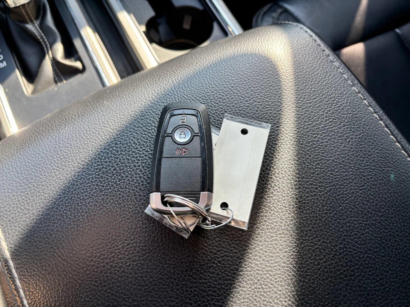 Used 2019 Ford F150 Lariat AWD/4WD image 24