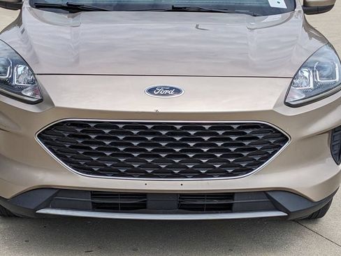 Used 2020 Ford Escape SE AWD/4WD image 9
