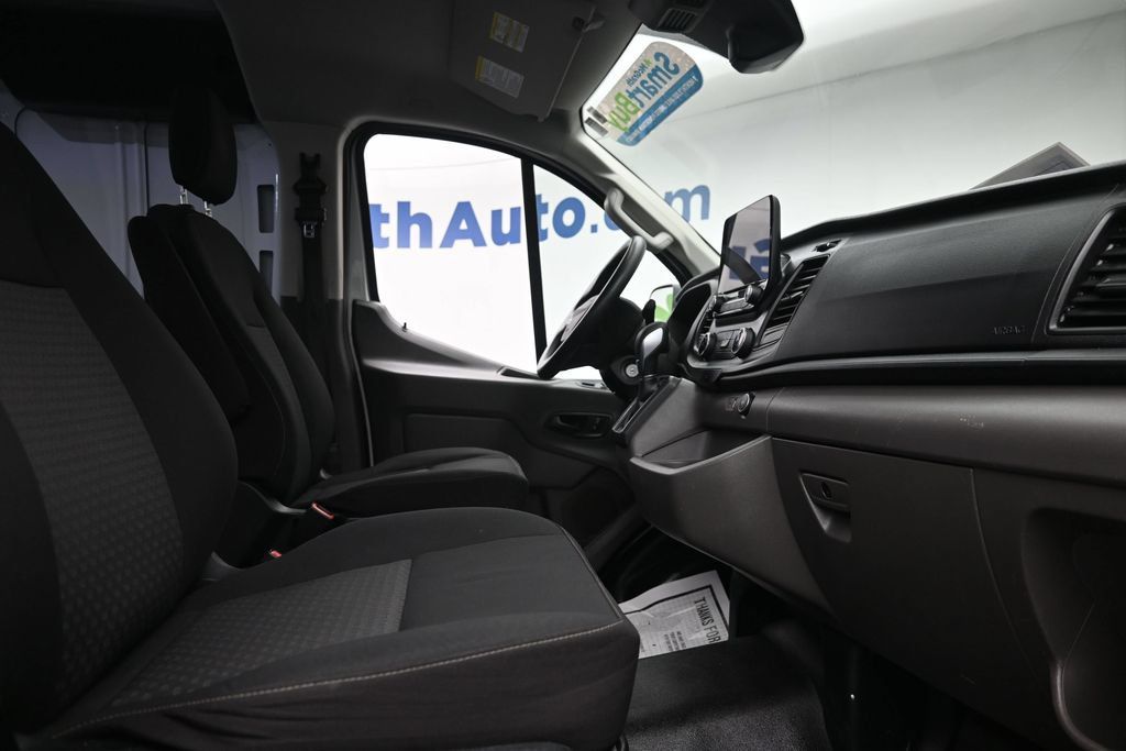 Used 2020 Ford Transit 250 Low Roof RWD image 9
