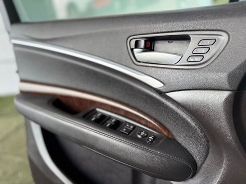 Used 2018 Acura MDX FWD image 35