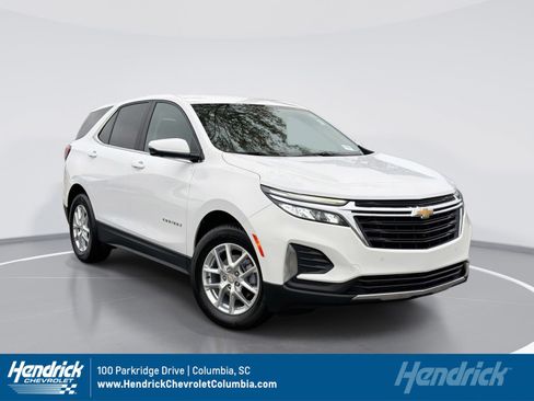 Used 2023 Chevrolet Equinox LT image 1
