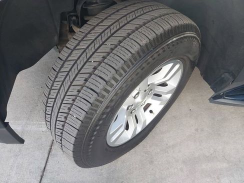 Used 2015 Chevrolet Tahoe LT RWD image 31