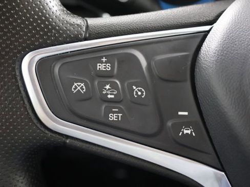 Used 2022 Chevrolet Equinox LS AWD/4WD image 11