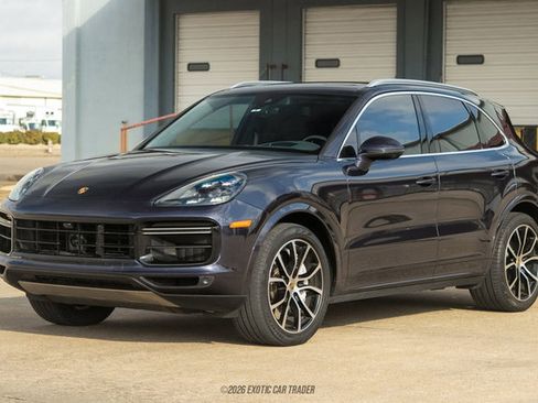 Used 2019 Porsche Cayenne Turbo image 14