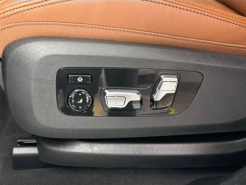 New 2026 BMW X6 xDrive40i w/ Executive Package AWD/4WD image 38
