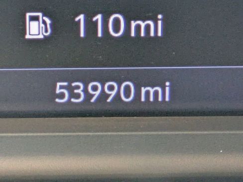 Used 2021 Chevrolet Suburban LS image 29