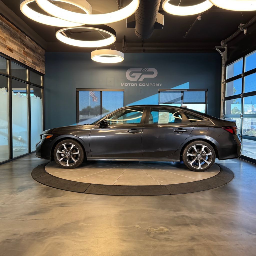 Used 2025 Honda Civic Sport Touring image 6