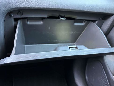 Used 2023 Buick Encore GX Select image 32