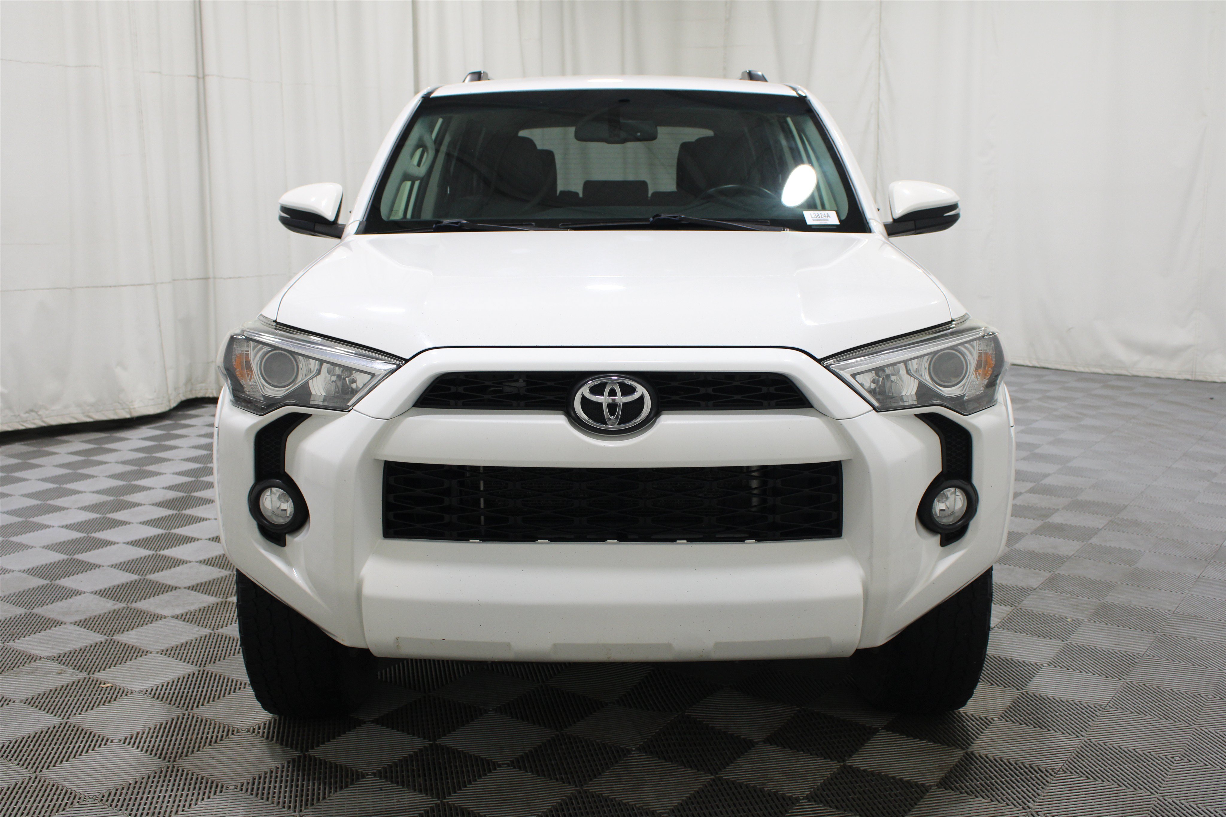 Used 2019 Toyota 4Runner SR5 Premium AWD/4WD image 34