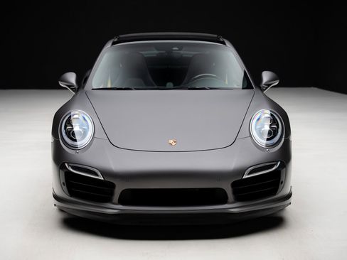 Used 2014 Porsche 911 Turbo S AWD/4WD image 7