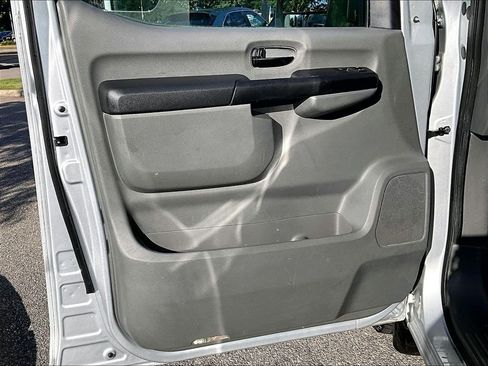 Used 2019 Nissan NV 3500 SV w/ Navigation Package RWD image 9