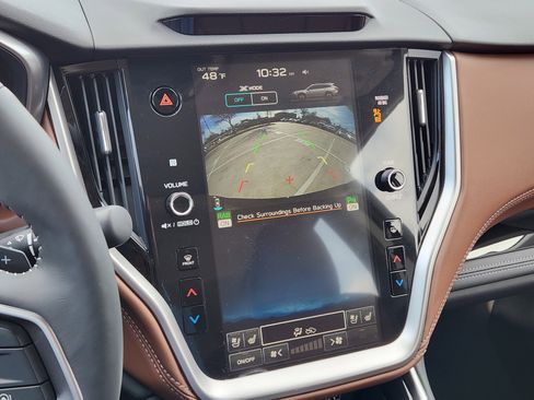 Used 2025 Subaru Outback Touring XT image 22