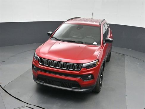 New 2026 Jeep Compass Latitude image 35