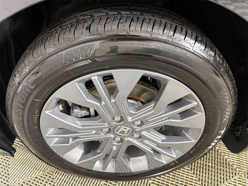 Used 2026 Honda Odyssey Touring image 13