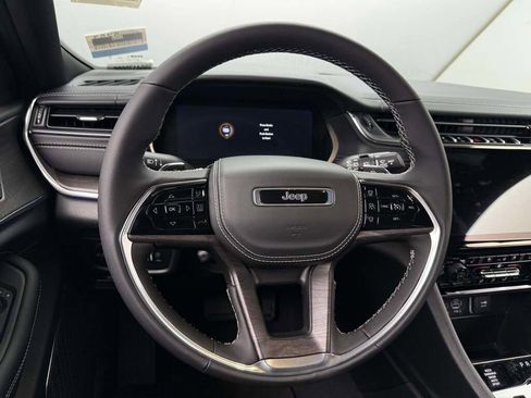 New 2025 Jeep Grand Cherokee L Overland image 21