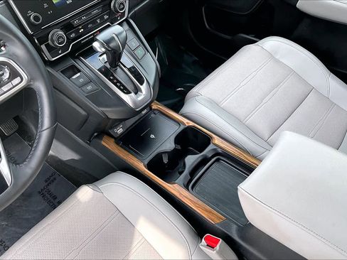 Used 2020 Honda CR-V Touring image 17