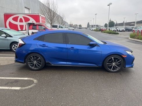 Used 2020 Honda Civic Sport image 4