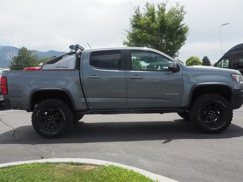 Used 2019 Chevrolet Colorado ZR2 w/ ZR2 Dusk Special Edition image 4