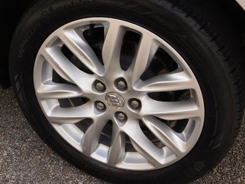 Used 2019 Buick Envision Premium w/ Driver Confidence Package image 10