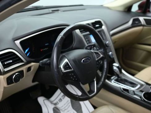 Used 2014 Ford Fusion SE w/ Equipment Group 202A FWD image 14