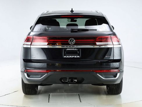 New 2026 Volkswagen Atlas Cross Sport SE image 8