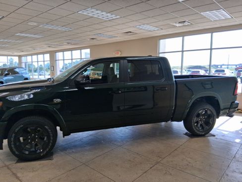 New 2026 RAM 1500 Big Horn AWD/4WD image 5