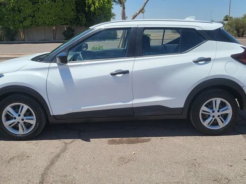 Used 2024 Nissan Kicks S FWD image 7