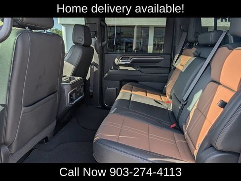 Used 2024 Chevrolet Silverado 2500 High Country w/ Technology Package AWD/4WD image 34