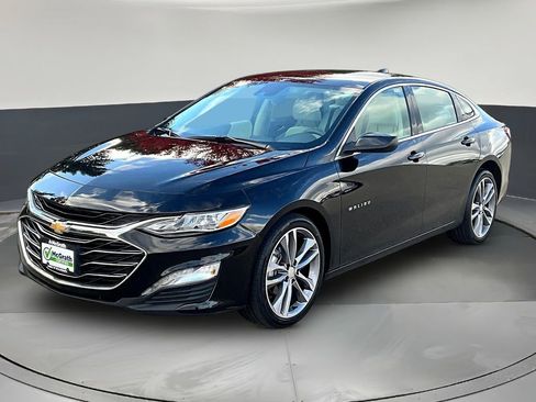 Used 2024 Chevrolet Malibu LT FWD image 3