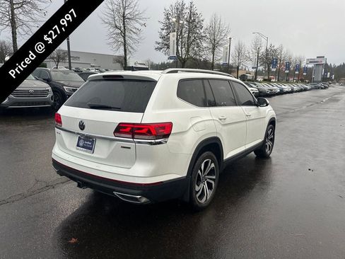 Certified 2022 Volkswagen Atlas SEL image 4