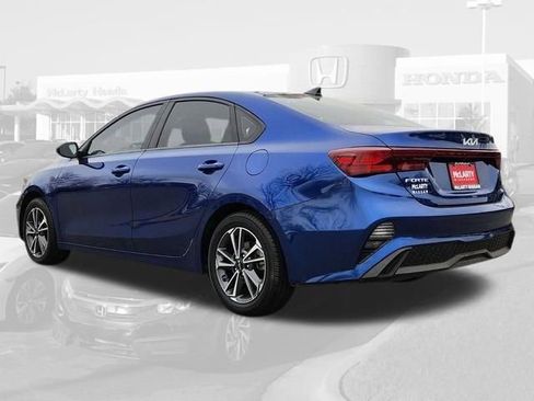 Used 2022 Kia Forte LXS image 7