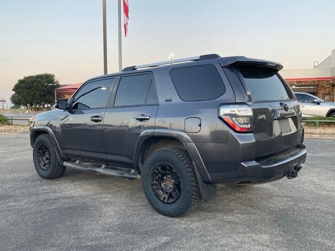 Used 2023 Toyota 4Runner SR5 Premium w/ Moonroof Package RWD image 7